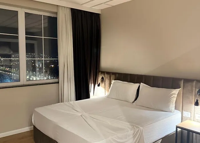 מלון Vh Eurostar Center 2 Congress & 4*