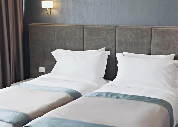 מלון Vh Eurostar Center 2 Congress & 4*
