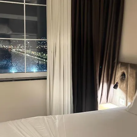 Vh Eurostar Center 2 Congress & Отель Тирана