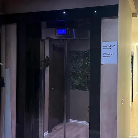 Vh Eurostar Center 2 Congress & Отель Тирана