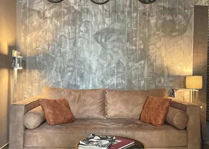 Vh Eurostar Center 2 Congress & 4*